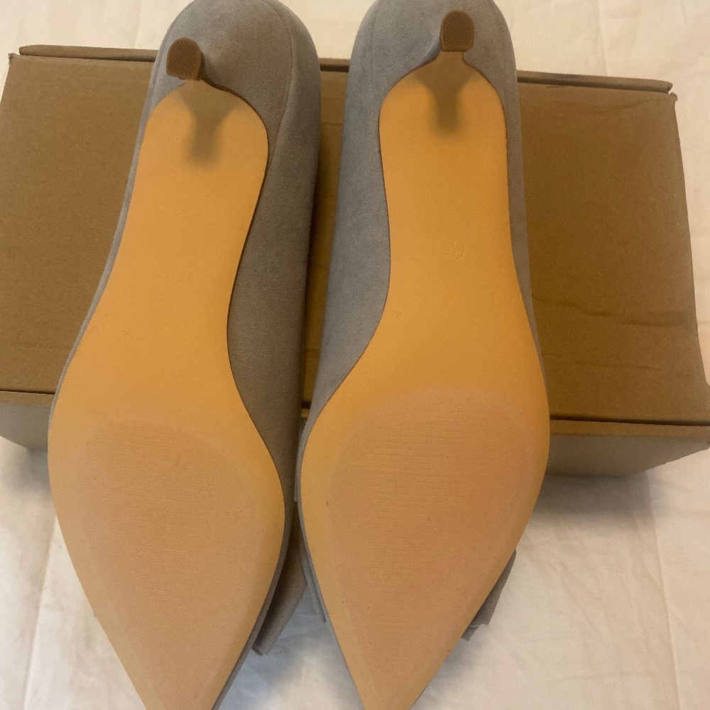 Journee Collection Women’s Orana Pointed Toe Kitten Heel pumps - Picture 4 of 6